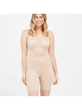 NWT SPANX Thinstincts® 2.0 High-Waisted Mid-Thigh Short $72
